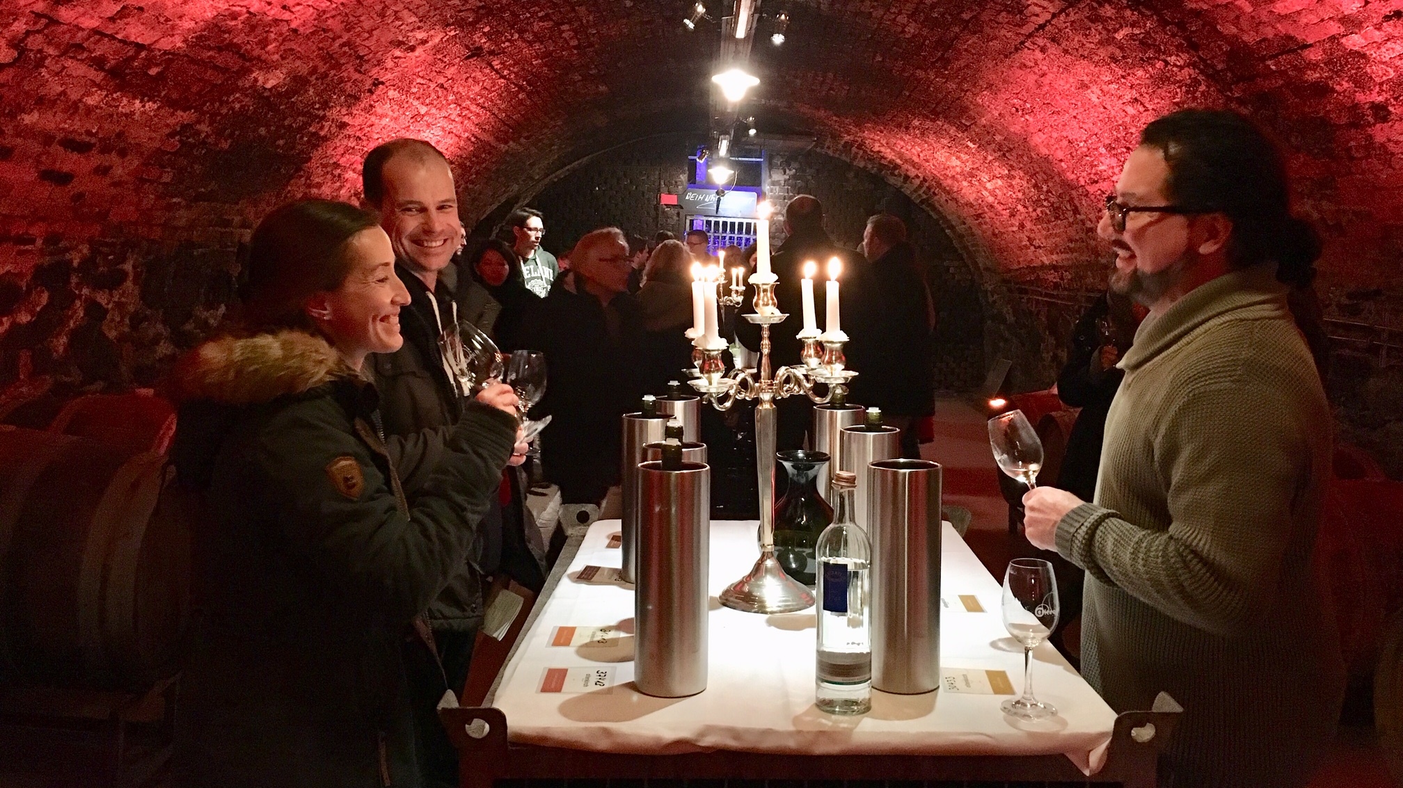 Weinprobe im historischen Weinkeller, Weingut Altenkirch